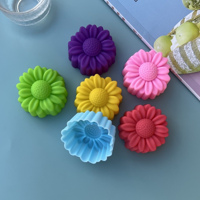 Soap Making Material - 6-częściowy zestaw silikonowych foremek z motywem